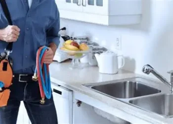 Choosing the Best Home Repair Contractor: A Comprehensive Guide