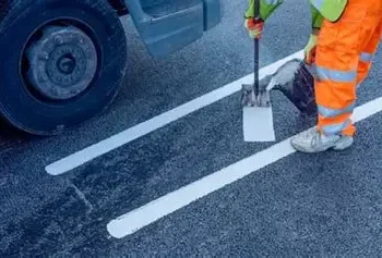 Choosing the Best Parking Lot Contractors: A Comprehensive Guide