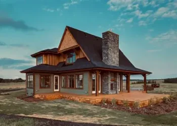 Crafting a Natural Wood Siding House: A Comprehensive Guide